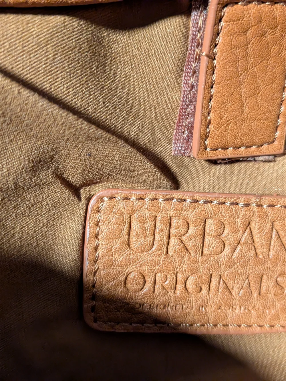 Tan Leather Travel Bag - Classic Carry